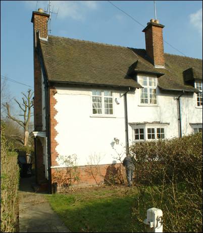 013 Oakwood Road